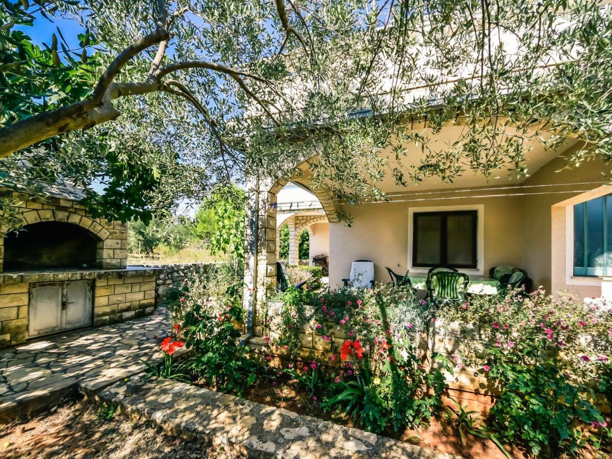 Apartment Marija By Interhome Vir Εξωτερικό φωτογραφία